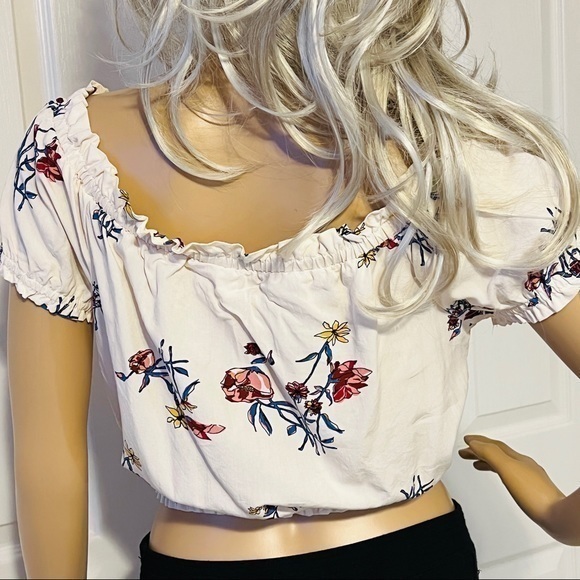 Sky and Sparrow Cream White Floral Crop Top Blouse Small - Picture 7 of 9